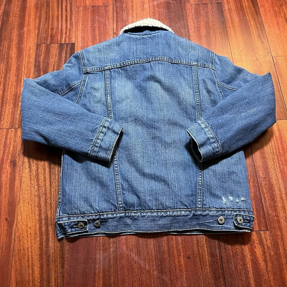 Levis Trucker Jacket Mens Medium Blue Jean Coat 58104 Sherpa DISTRESSED Y2K Era